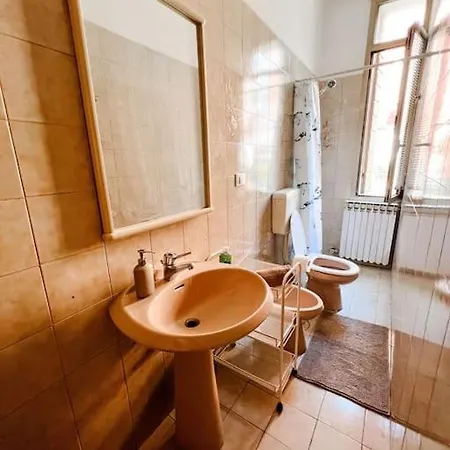 Venecia Es Appartement *